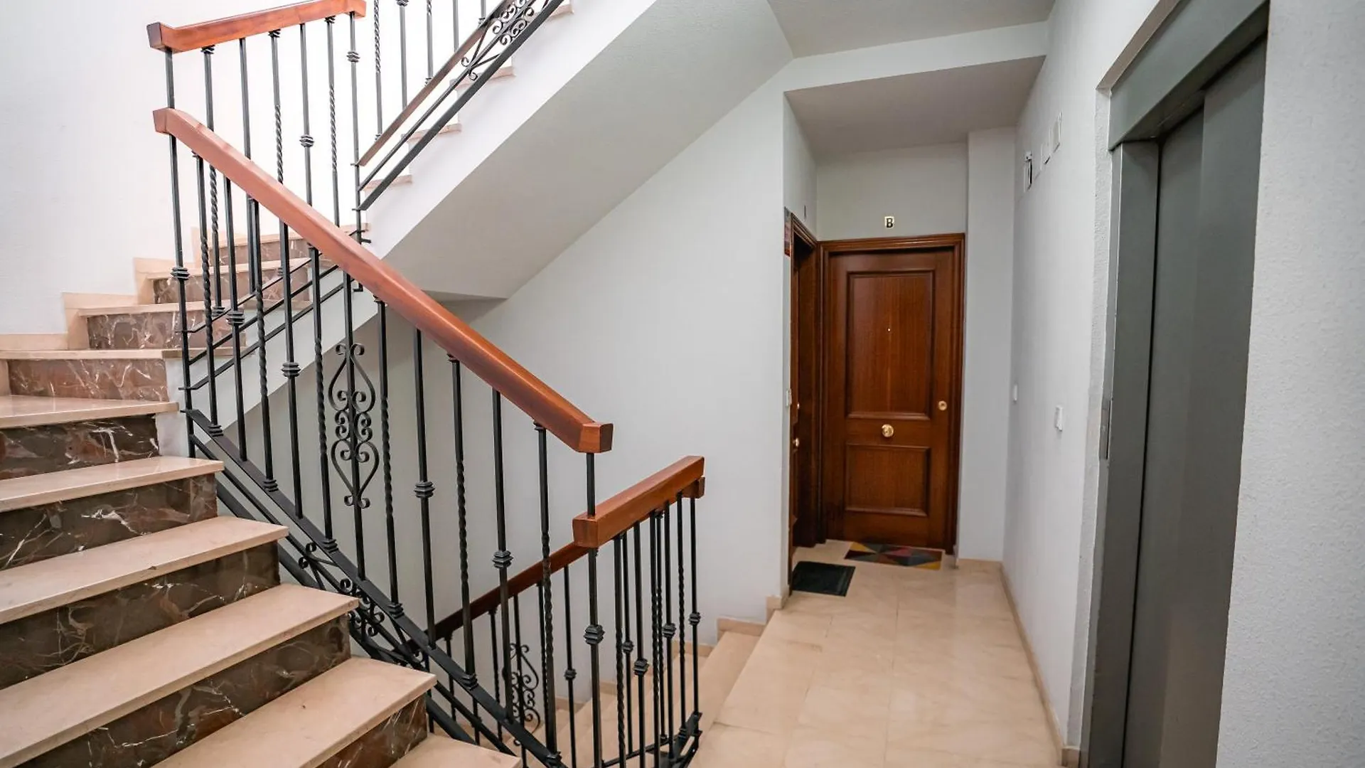 Qh Plaza San Isidro Apartment Granada 0*,  Spain