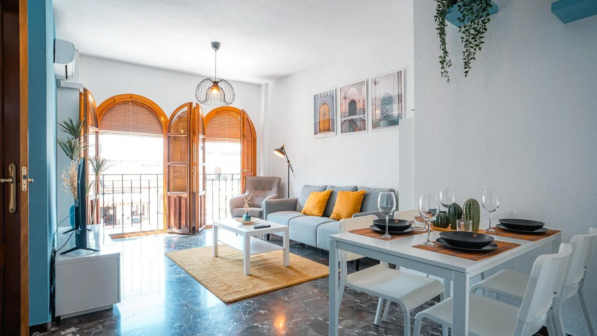 Qh Plaza San Isidro Apartment Granada